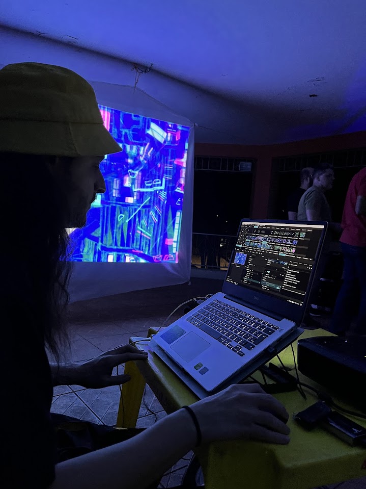 Immersive projection mapping